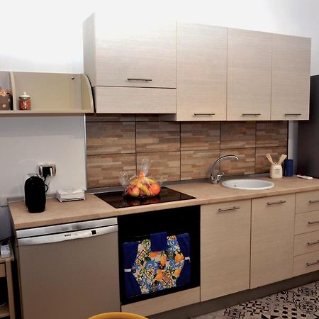 Conte Cavour Apartment Brindisi Eksteriør bilde