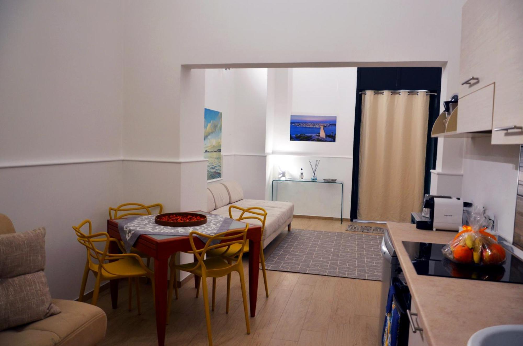 Conte Cavour Apartment Brindisi Eksteriør bilde