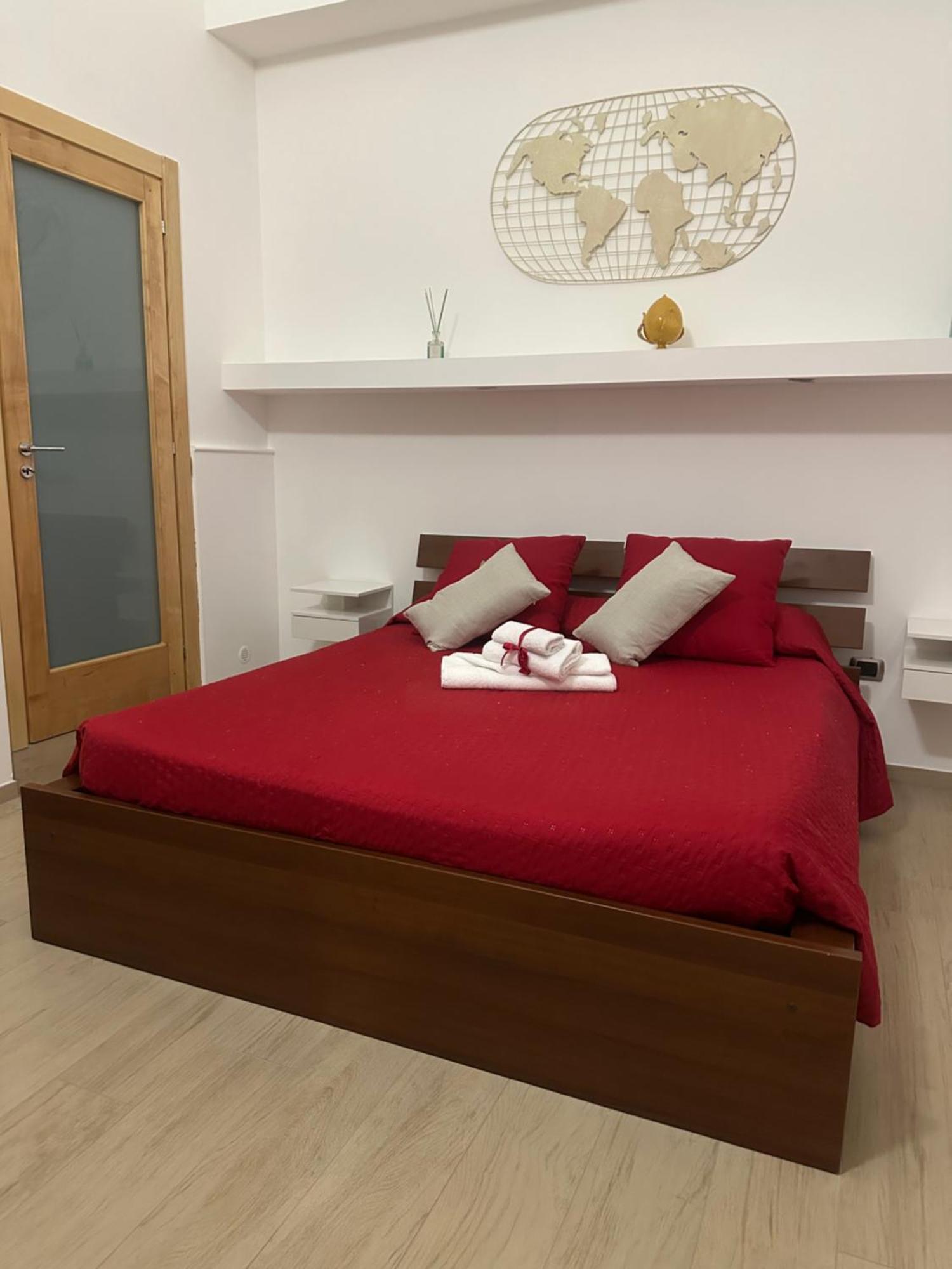 Conte Cavour Apartment Brindisi Eksteriør bilde